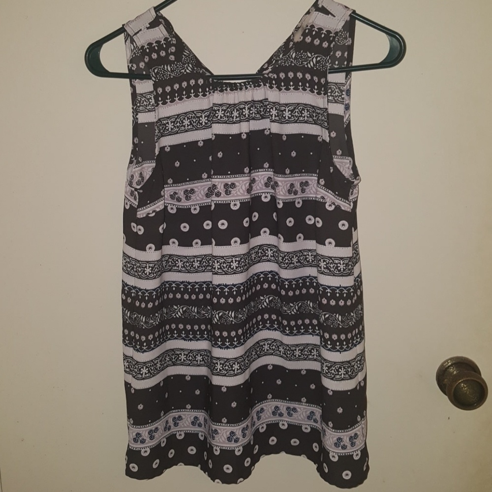 Loft Tank Tops